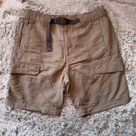 The North Face Other - The North Face Greenish/Brown Cargo Adventure Shorts with an adjustable belt